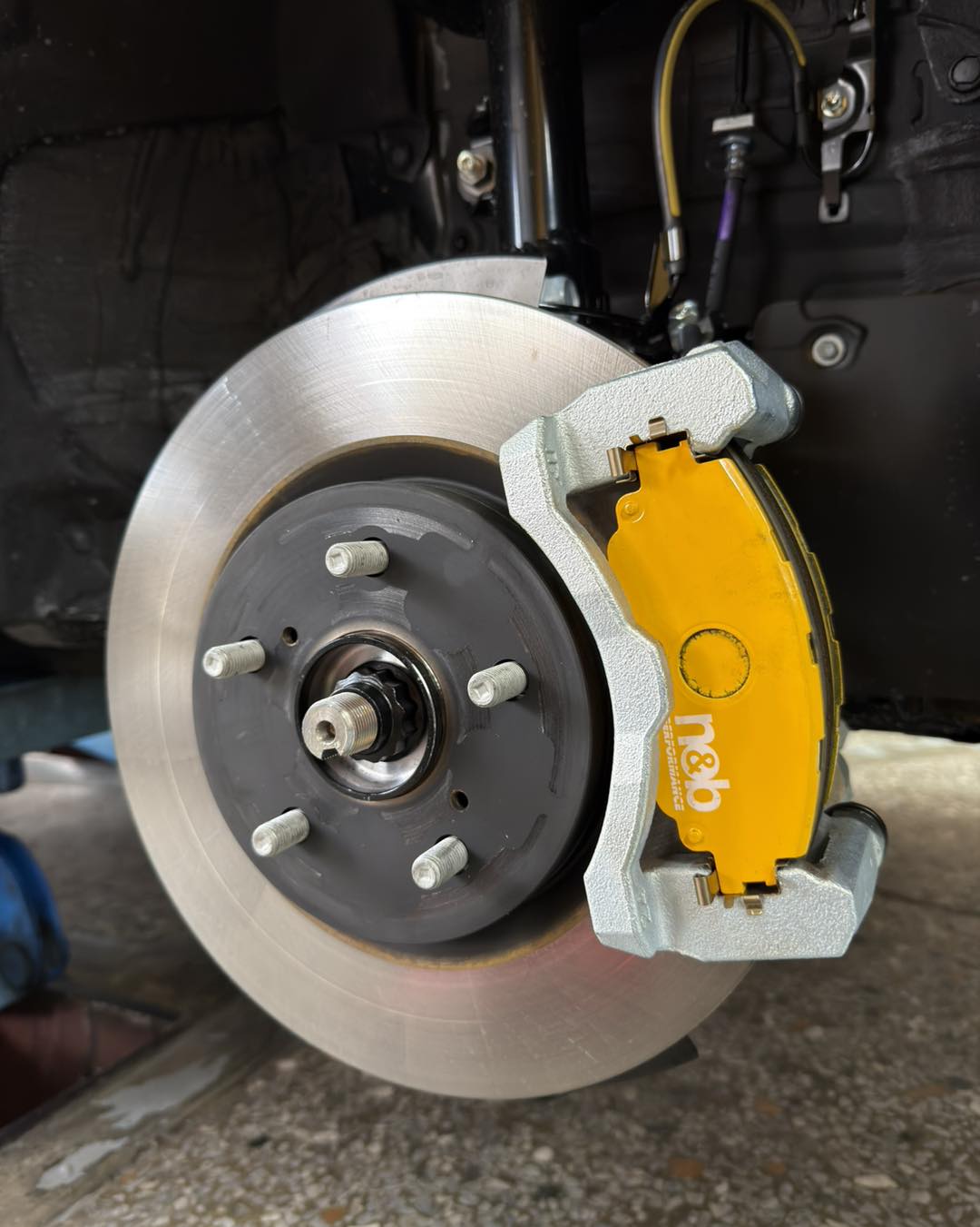 Brake Pads Upgrade Case: TOYOTA RAV4 (XA60)